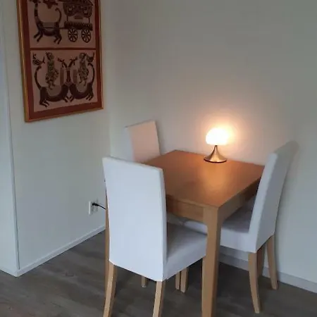Feels Like Lägenhet *